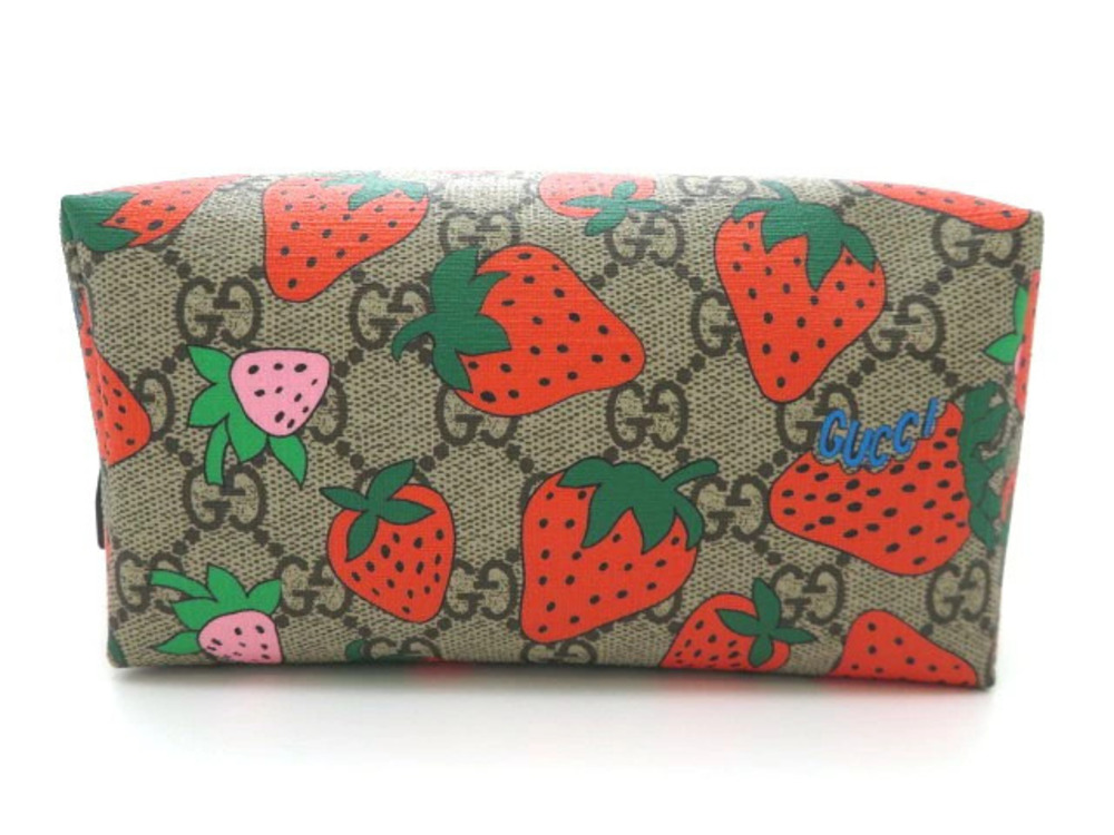 Gucci cosmetic GG Supreme leather Beige Cream pink red strawberry